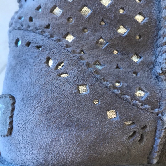 Beautiful⚡️Women’s Uggs - Picture 6 of 15